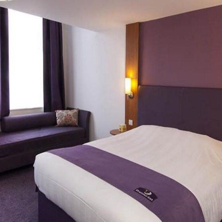 Premier Inn Haydock Park/M6 J23 Warrington Bagian luar foto