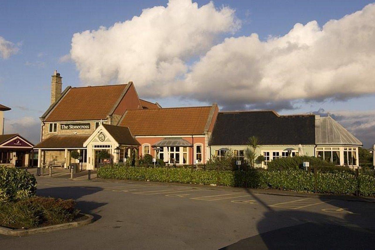 Premier Inn Haydock Park/M6 J23 Warrington Bagian luar foto
