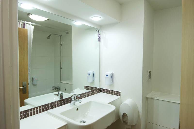 Premier Inn Haydock Park/M6 J23 Warrington Bagian luar foto